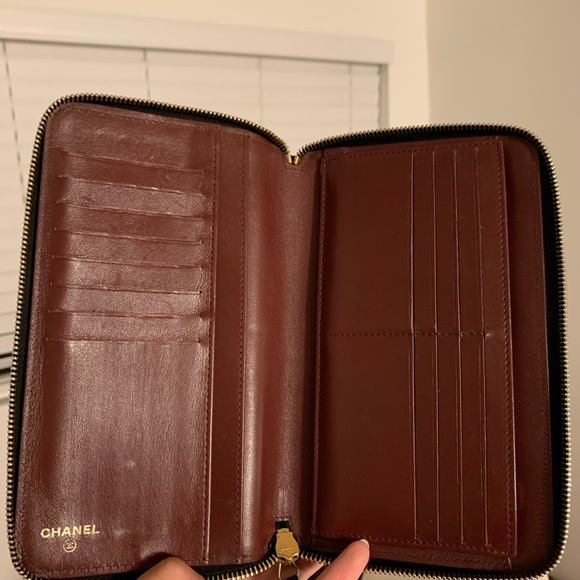 🔴SOLD🔴 Chanel wallet - Picture 3 of 8